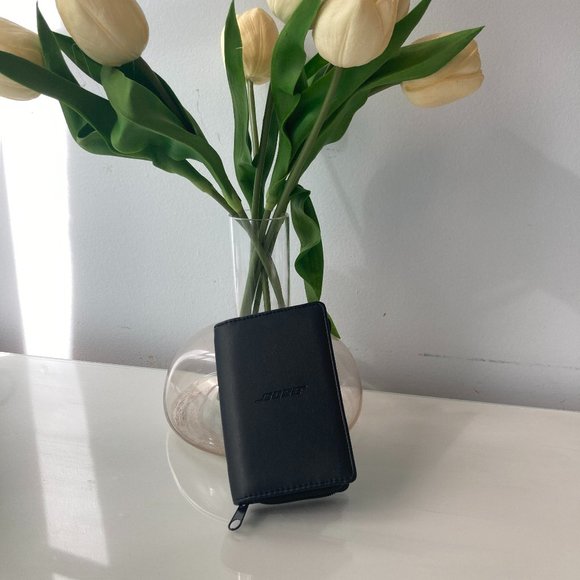 BOSE Zip Around Case Black - Picture 1 of 7